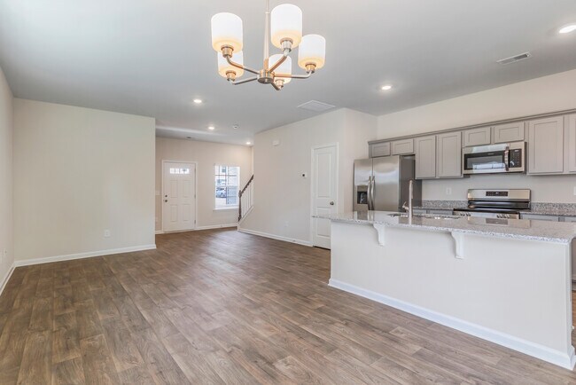 Building Photo - 137 Foundation Way