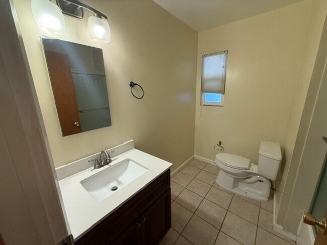 Building Photo - 2668 O'Donnell Dr