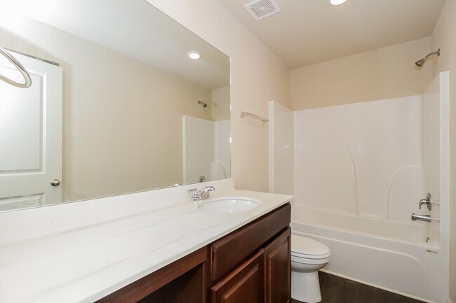 Building Photo - 134 Innis Brk Cir