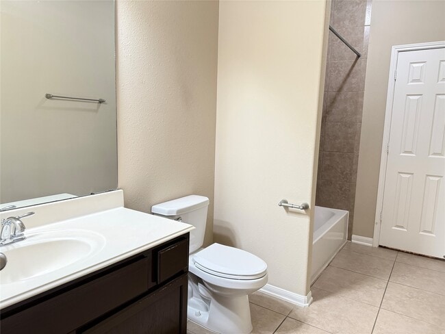 Building Photo - 21907 Cascade Hollow Ln