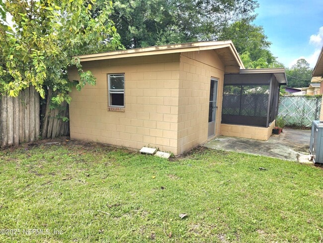 Building Photo - 3536 Marlo St