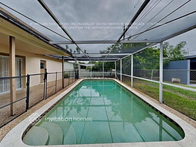 Building Photo - 6724 Pansy Dr