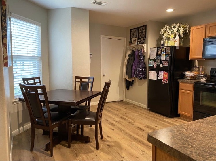 Building Photo - 118 Feverbush Dr