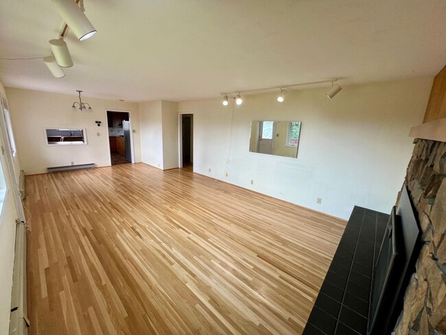 Building Photo - 4-Bedroom Home in Fairbanks | 2-Car Garage, Fenced Yard, RV Parking & Breathtaking Views – Dog Fr...