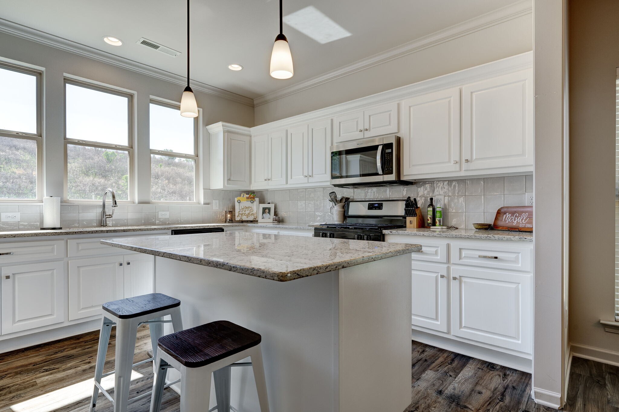 Building Photo - 2134 Springfield Dr