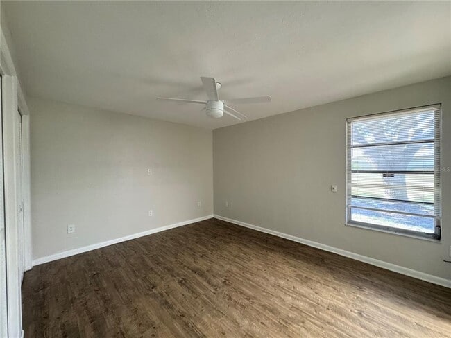 Building Photo - 2417 Magdalina Dr