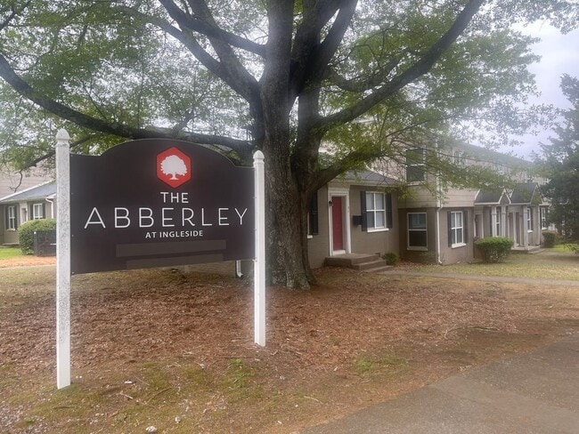 Building Photo - 2140 Ingleside Ave