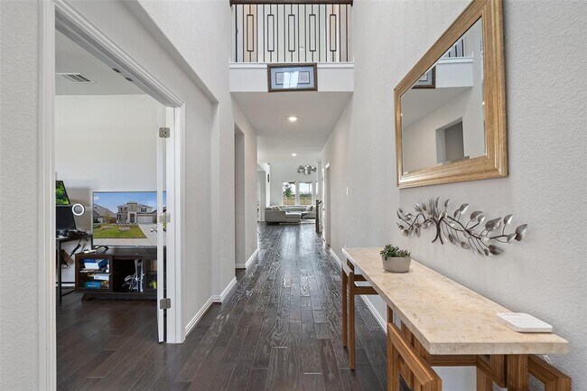 Building Photo - 4101 Gildas Path