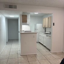 Building Photo - 1151 Lake Terry Dr