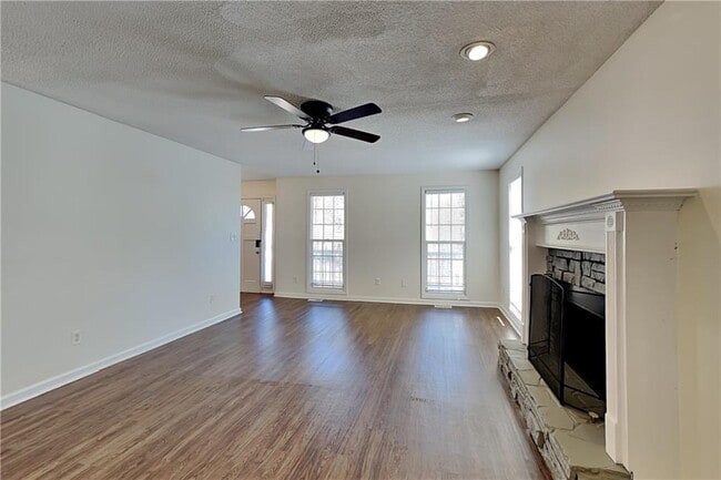 Building Photo - 162 Kipling Dr