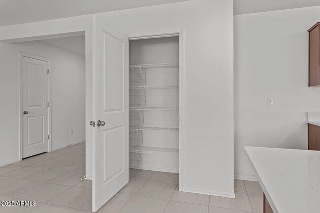 Building Photo - 18185 E Zuza Dr