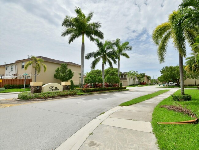 Building Photo - 8940 SW 228th Ln