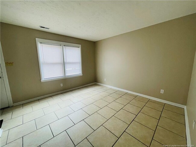 Building Photo - 4959 Galveston Dr