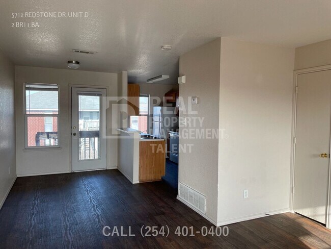 Building Photo - 5712 Redstone Dr