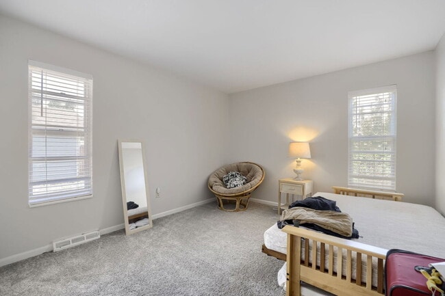 Building Photo - 6629 Zang Cir