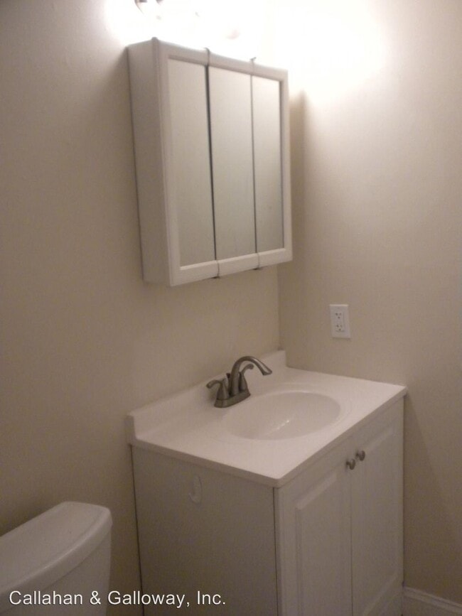 Building Photo - 1009 Southpark Dr