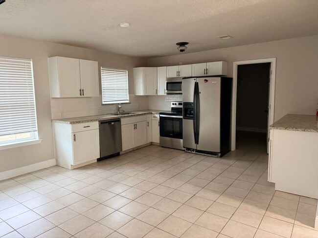 Building Photo - 7545 Neely Dr