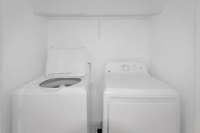 Building Photo - Palmero Annual Townhouse for Rent