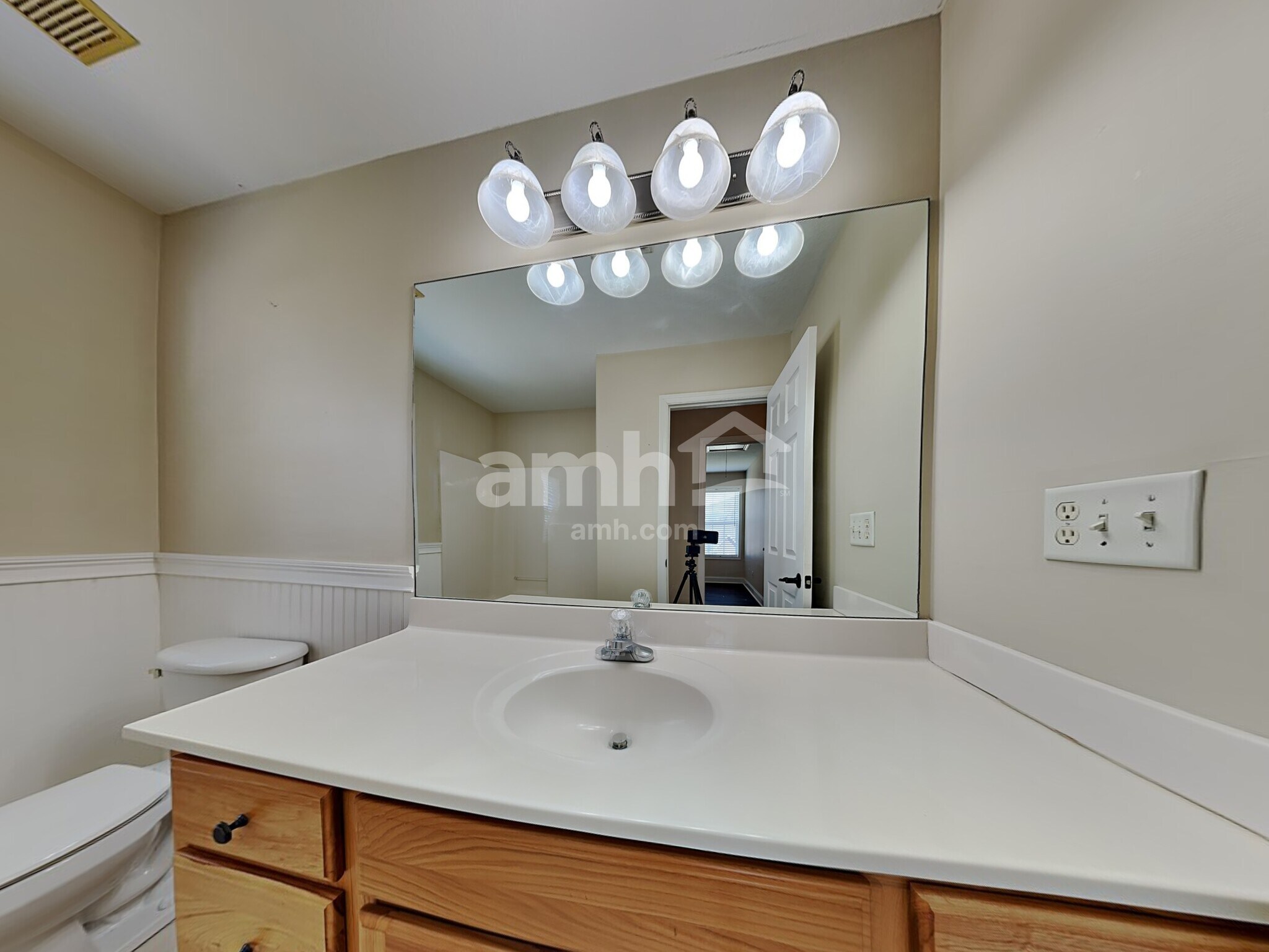 Building Photo - 4905 Ivy Rose Dr