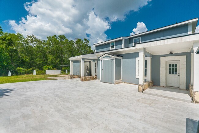 Building Photo - 17128 Spindle Oaks Dr