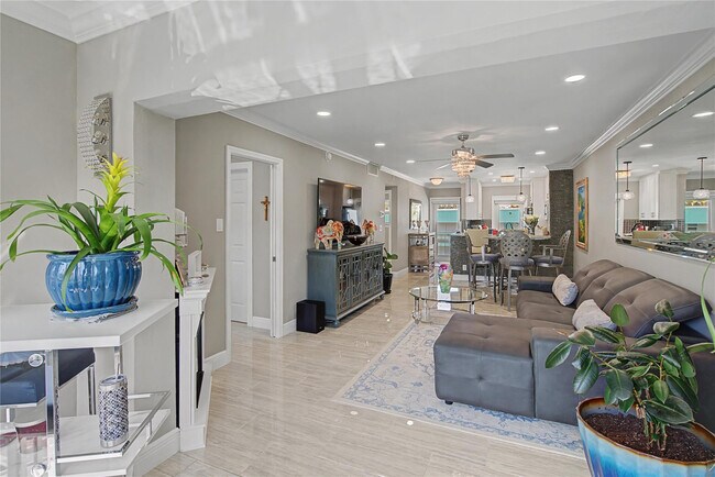 Building Photo - 1461 S Ocean Blvd