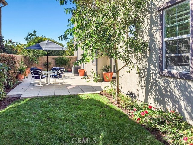 Building Photo - 1320 Sun Dial Dr