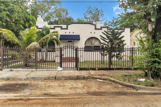 Primary Photo - 1137 NW 29th Terrace