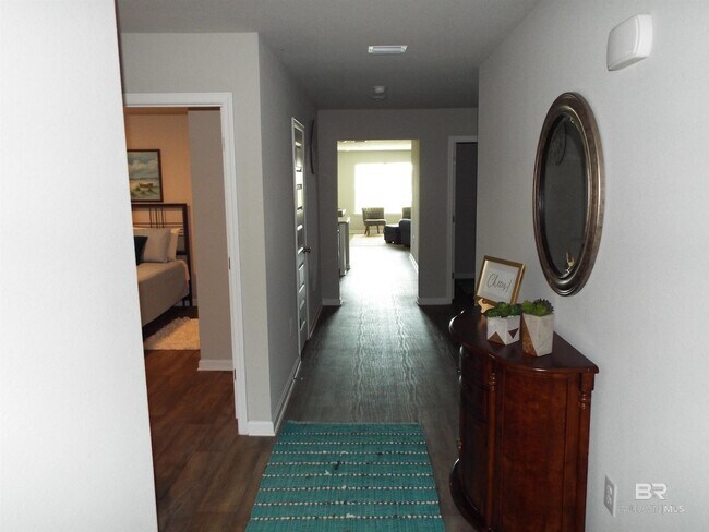 Building Photo - 23333 Shadowridge Dr