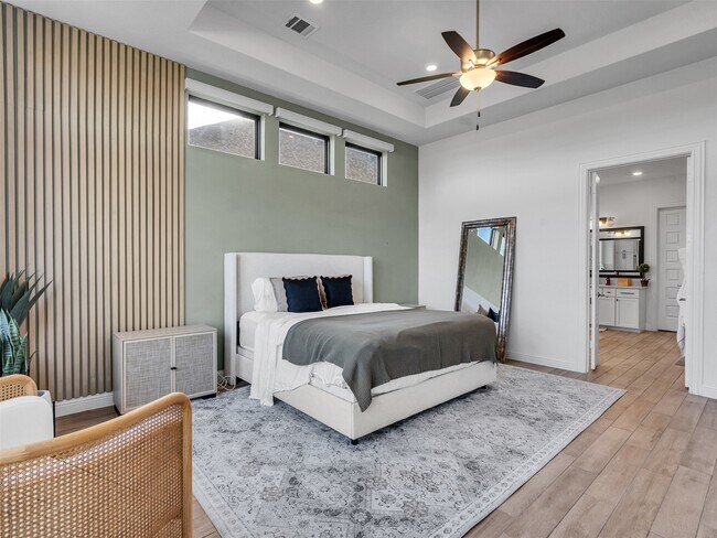 Building Photo - 913 Goose Creek St