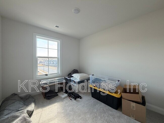 Building Photo - 2027 Melbourne St