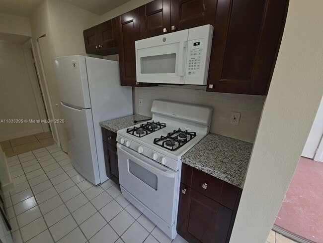 Building Photo - 15340 SW 106th Terrace