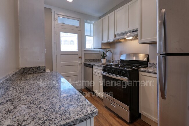 Building Photo - 68 Dewey St