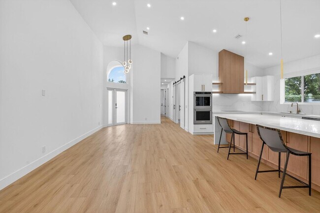 Building Photo - 5537 NW 21st Way