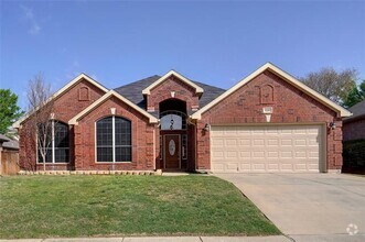 Building Photo - 8369 Everglades Cir