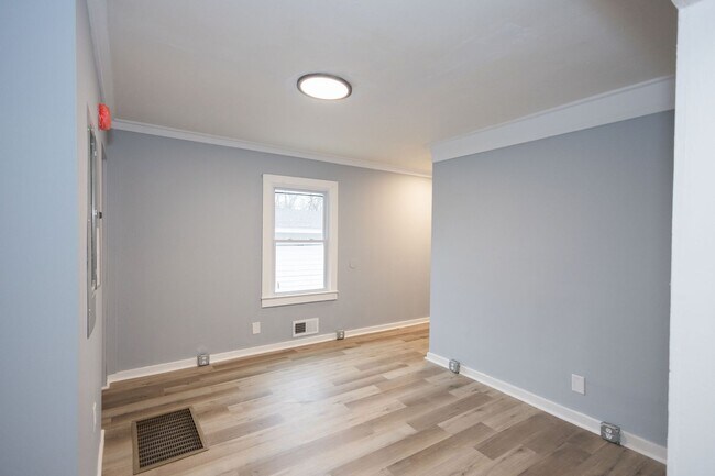 Building Photo - 3 Bedroom Home for Rent in Griffin, GA – $1,600/mo | 2 Bathrooms