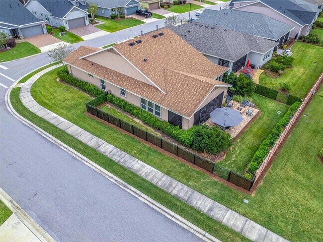 Building Photo - 5672 NW 40th Pl