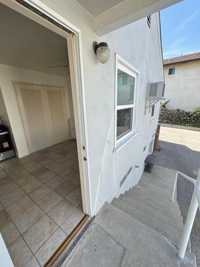 Building Photo - 2.0 bedroom in Pasadena California 91104