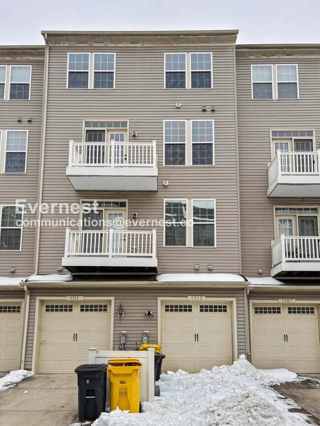 Building Photo - 1313 Cheswick Ln