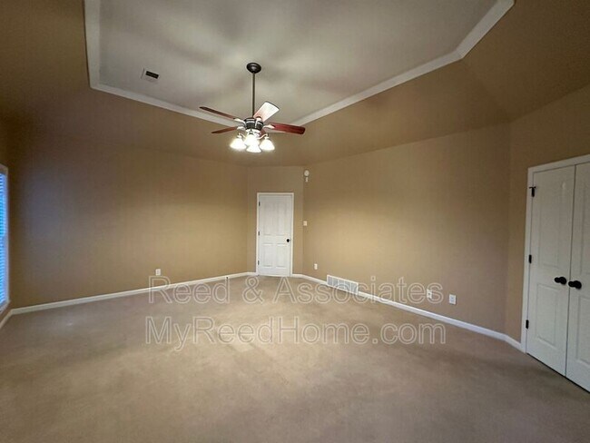 Building Photo - 7161 Lauren Ln