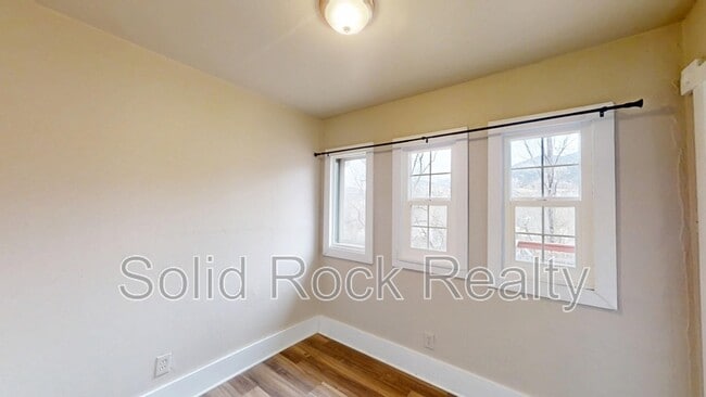 Building Photo - 3137 W Kiowa St