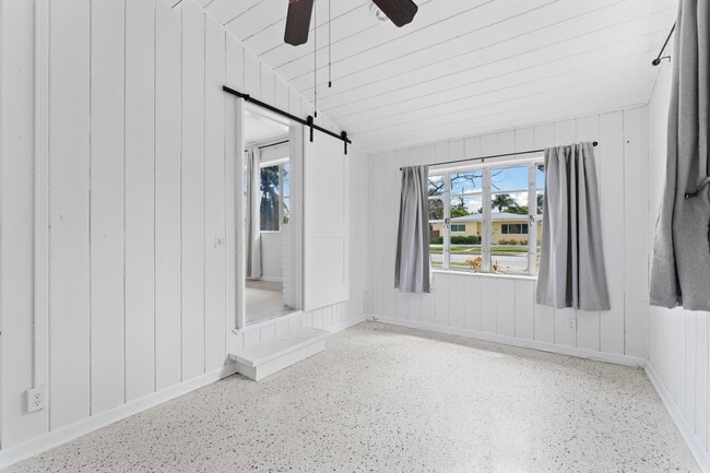 Building Photo - 331 Winters St