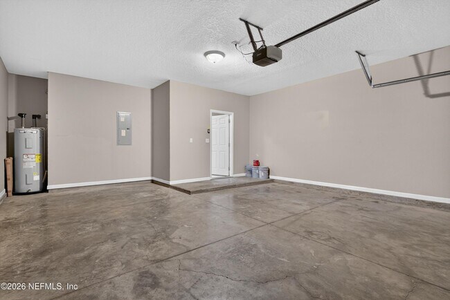 Building Photo - 13685 Goodson Pl