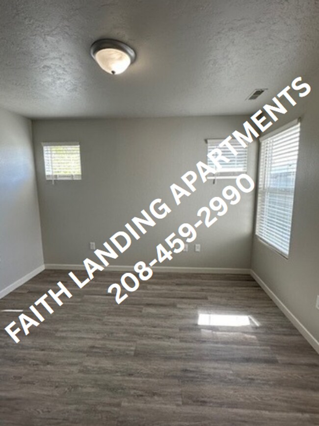 Building Photo - 6902 Noah Ct