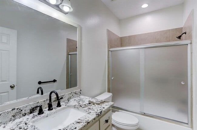 Building Photo - 3548 Firenze Dr