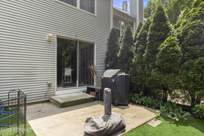 Building Photo - 1604 Aqueduct Ct