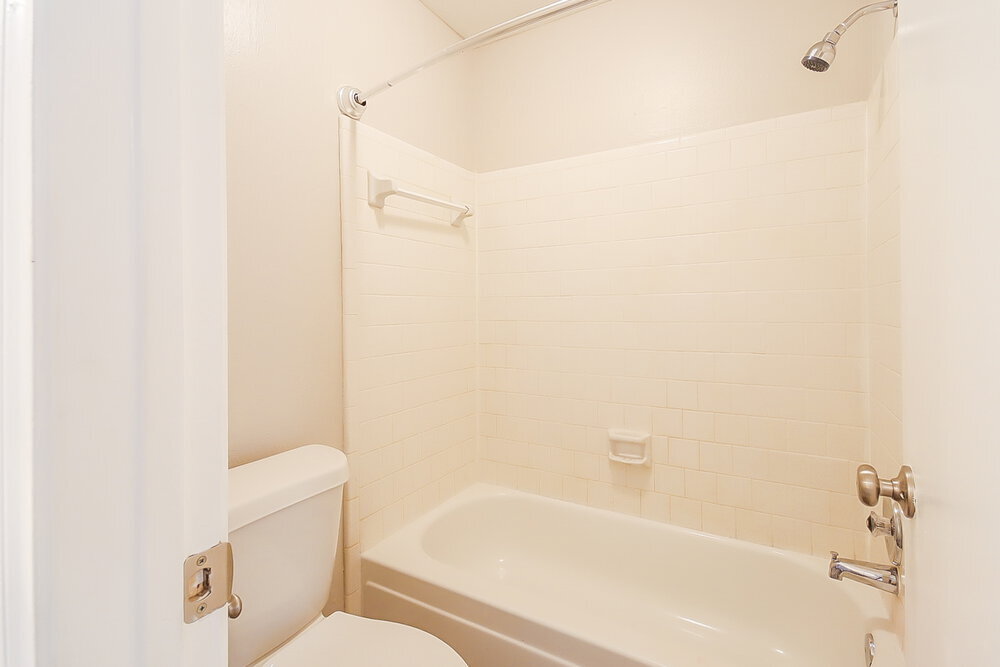 Building Photo - 8514 Southmeadow Dr