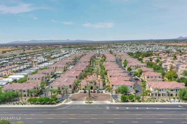 Building Photo - 1452 S Ellsworth Rd