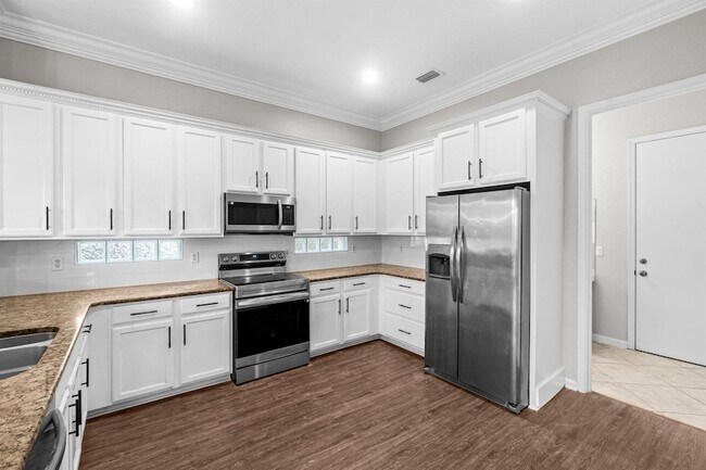 Building Photo - 4335 Key Lime Blvd