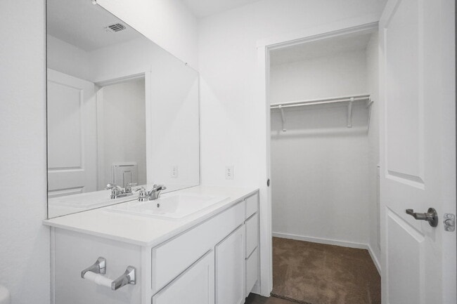 Building Photo - 1442 Mira Mill