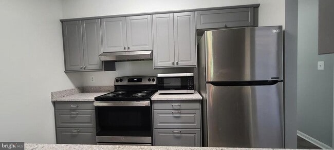 Building Photo - 5829 Orchard Hill Ct